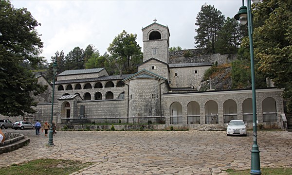 090-Цетиньский монастырь